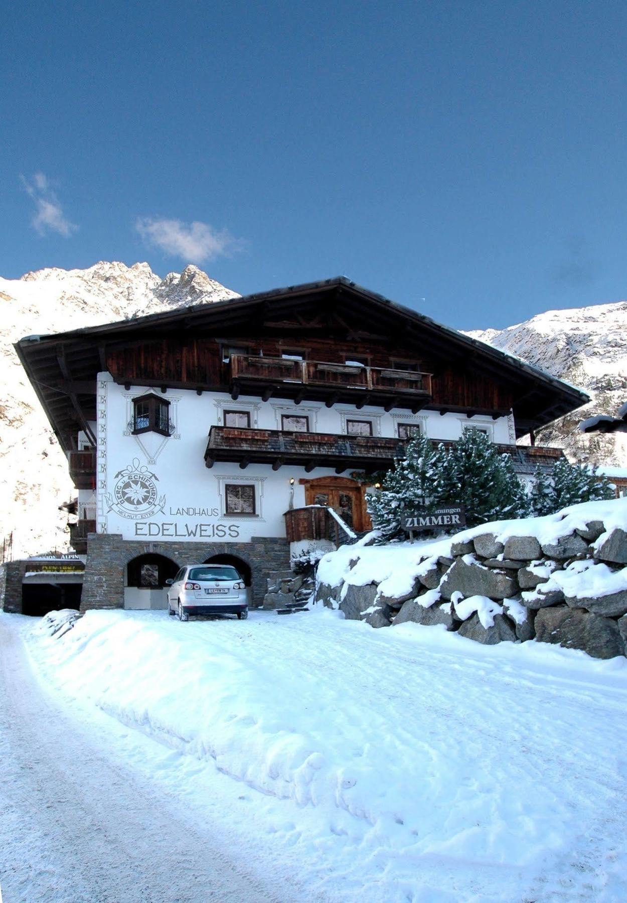 Hotel Landhaus Edelweiss St. Leonhard im Pitztal Exterior foto